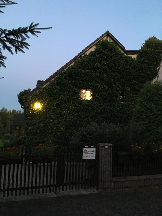 Ubytovani Doma 호텔 Tisá 외부 사진